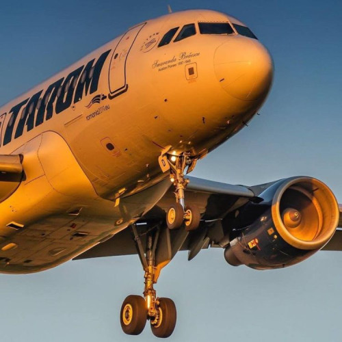 TAROM anulează 10 curse din cauza indisponibilității echipajului de zbor