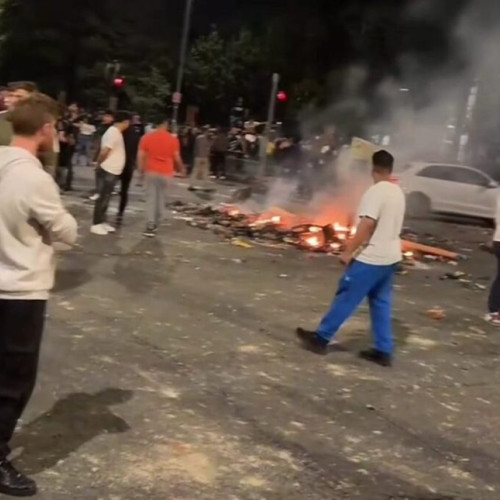 Revoltă în Leeds: Protest violent al cetățenilor români împotriva autorităților