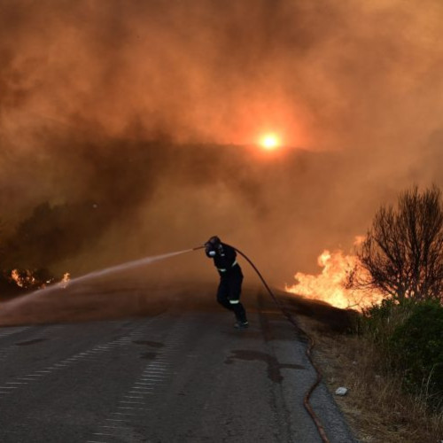 Incendii devastatoare în Grecia: 54 de focare într-o zi