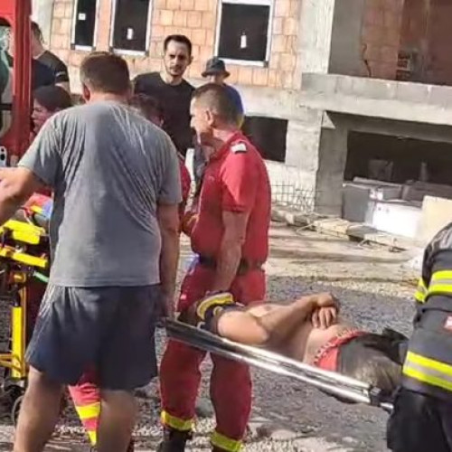 Accident de muncă pe strada Ștefan cel Mare: un tânăr de 24 de ani a căzut de la etajul șase