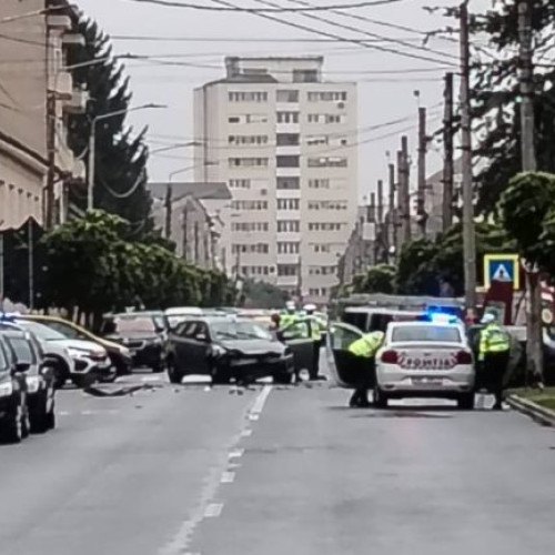 Accident rutier pe strada Avram Iancu din Satu Mare