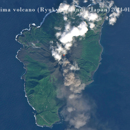 Alertă în Japonia: A erupt vulcanul Suwanose".

"Alertă în Japonia: Vulcanul Suwanose a erupt