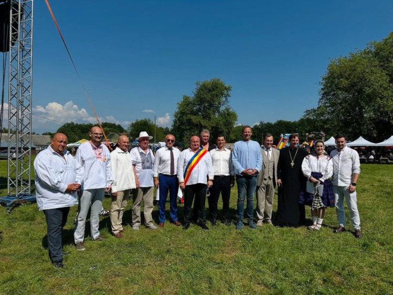 festivalul tradițiilor săpătene, omagiu pentru Ioan Stan Pătraș la Săpânța