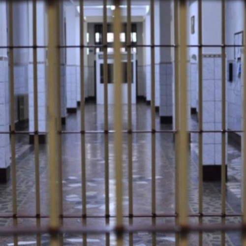 Bărbat căutat de autorități, prins de polițiștii din Baia Mare