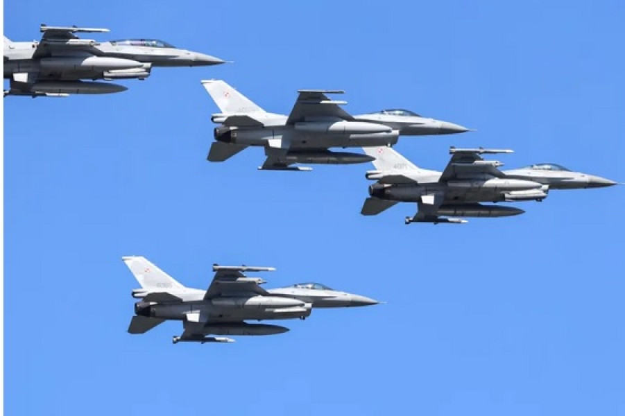 Polonia cere activarea articolului 4 din NATO în contextul intruziunilor aeriene