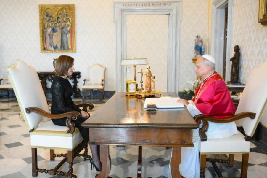 Maia Sandu discută pacea și valorile UE cu Papa la Vatican