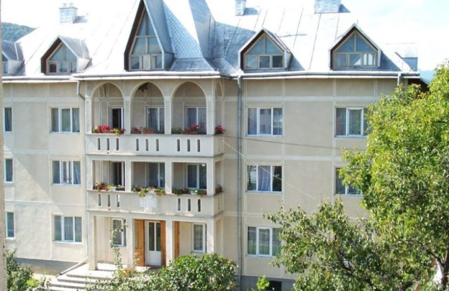 Hramul mănăstirii „Maica Îndurerată” din Sighetu Marmației, duminică, 21 septembrie