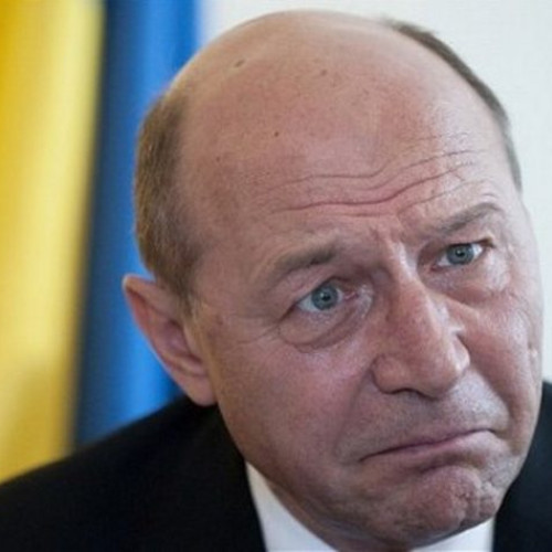 Băsescu plânge de comasarea alegerilor: "E trist să-l văd pe Boc, Blaga, Falcă cu PSD!