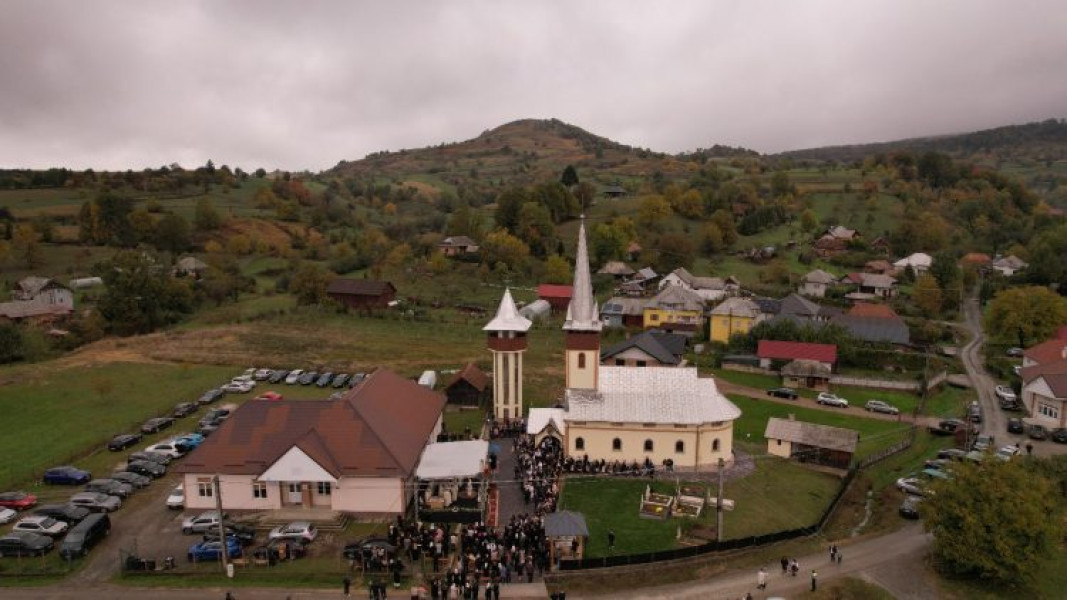 Biserica din Trestia, târnosită după 25 de ani de restaurări