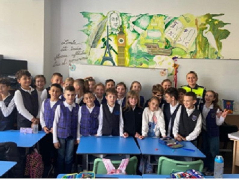 Activitate preventivă la școlile din Baia Mare pentru combaterea violenței domestice