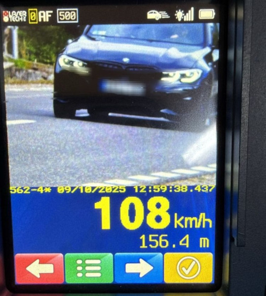 Bărbat prins în Cavnic conducând cu viteză și sub influența unei substanțe interzise
