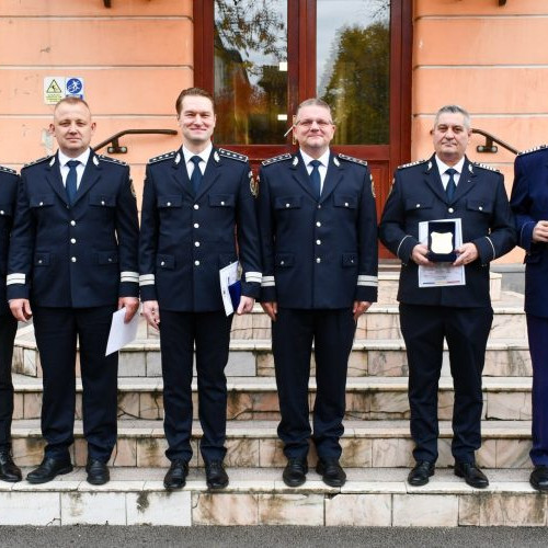 Patru polițiști maramureșeni trec în rezervă după ani de devotament și curaj