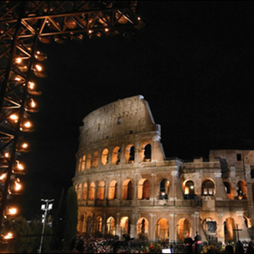 Papa Francisc, autorul meditațiilor pentru Via Crucis de la Colosseum: Prima în pontificatul său