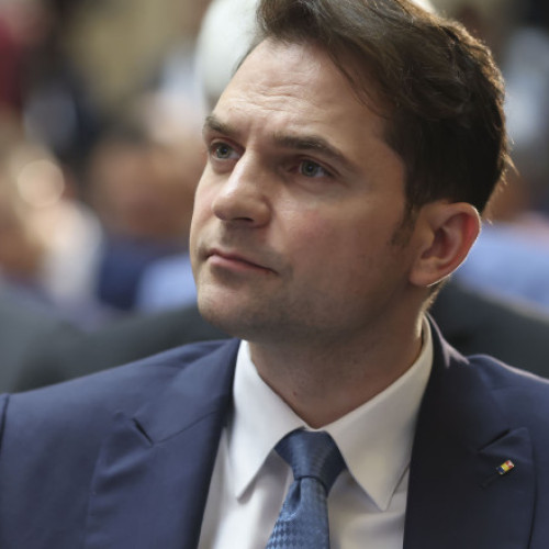 Preturi mai mici la energie si gaze pentru romani, incepand cu luna urmatoare