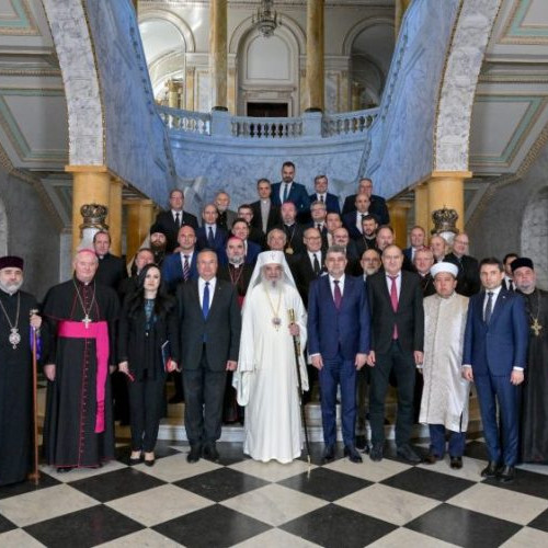 Discuții pentru colaborarea între cultele religioase și stat. S-a discutat despre valorile comune și sprijinul Guvernului în domeniul social-filantropic și educațional.