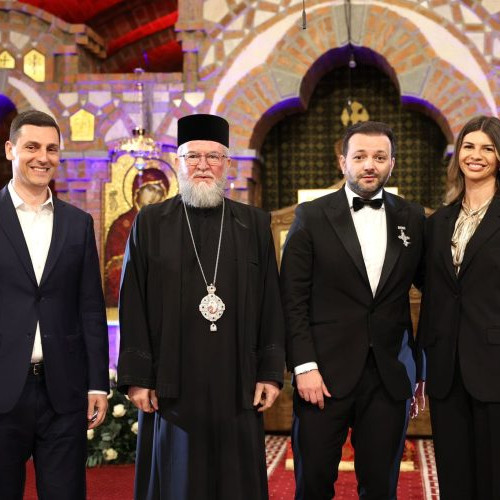 Epigrama de sâmbătă: Probleme într-o nouă enclavă sub cupola sclavă