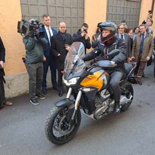 Președintele Cehiei, Petr Pavel, suferă un ACCIDENT de motocicletă și este spitalizat în urma acestuia