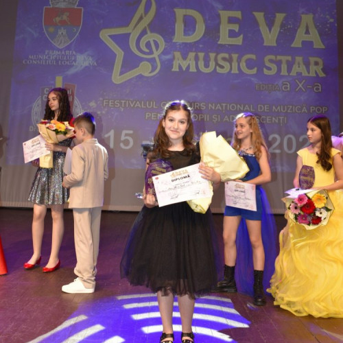 Festivalul-Concurs Național de Muzică Pop pentru Copii și Adolescenți &quot;Deva Music Star&quot; 2024 și-a desemnat câștigătorii